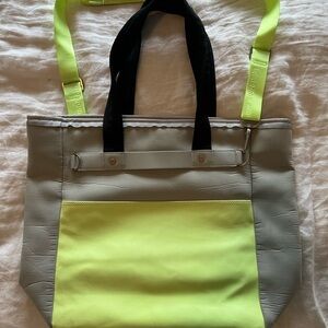 Lululemon Neoprene Women’s ‘Get Zen’d’ Gym Bag